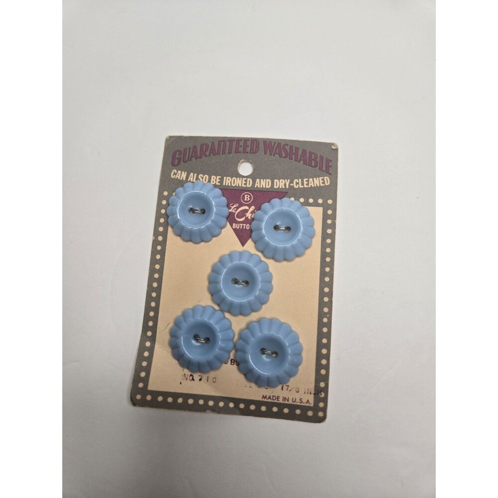 Le Chic Buttons Vintage Buttons Set of 5 Light Blue Ridges